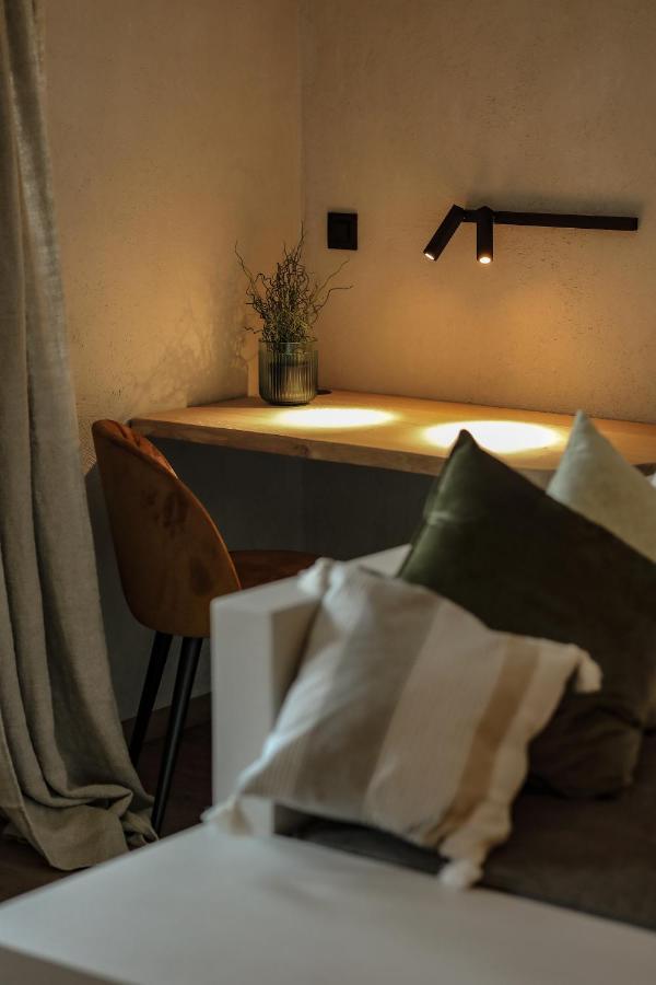 Couleur Basilic Aparthotel Rochefort Exterior photo