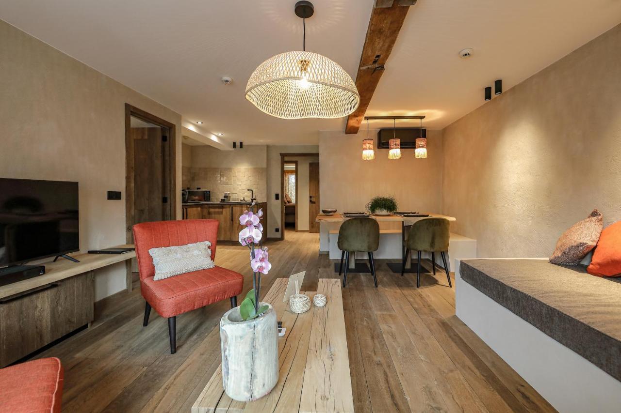 Couleur Basilic Aparthotel Rochefort Exterior photo