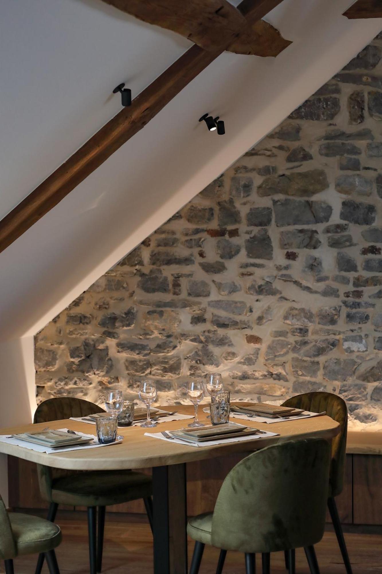 Couleur Basilic Aparthotel Rochefort Exterior photo